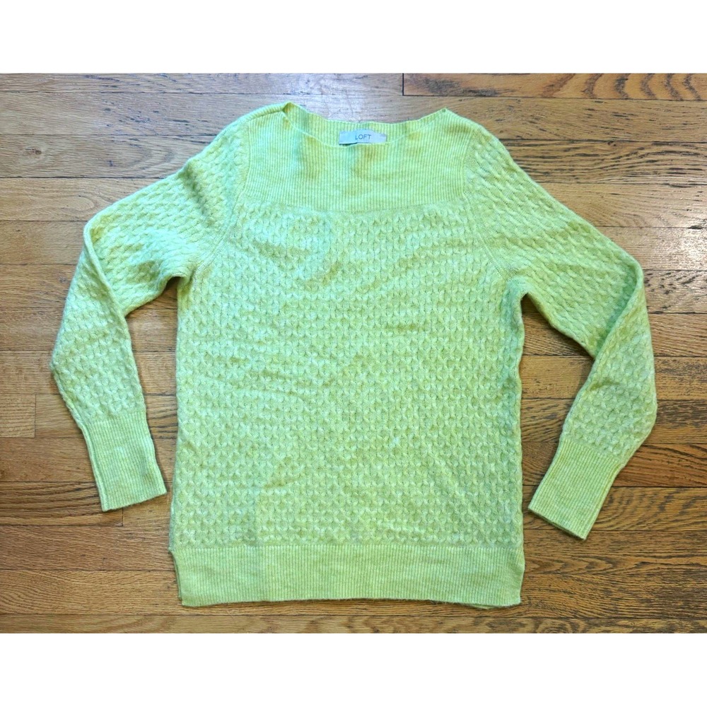LOFT Lime Green Textured Long Sleeve Boatneck Sweater Size M